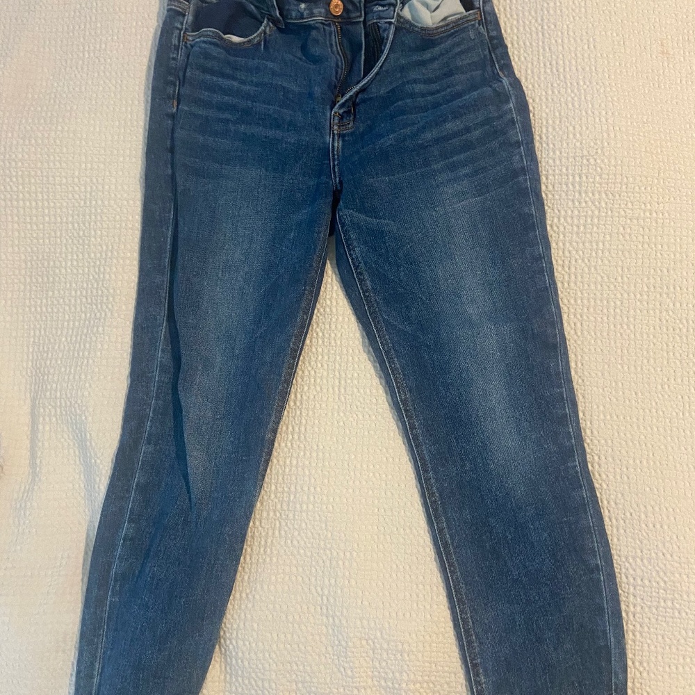 Mid rise skinny jeans
